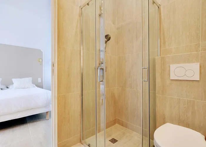 Moderne - Ac- 4p- Champ-de-mars *